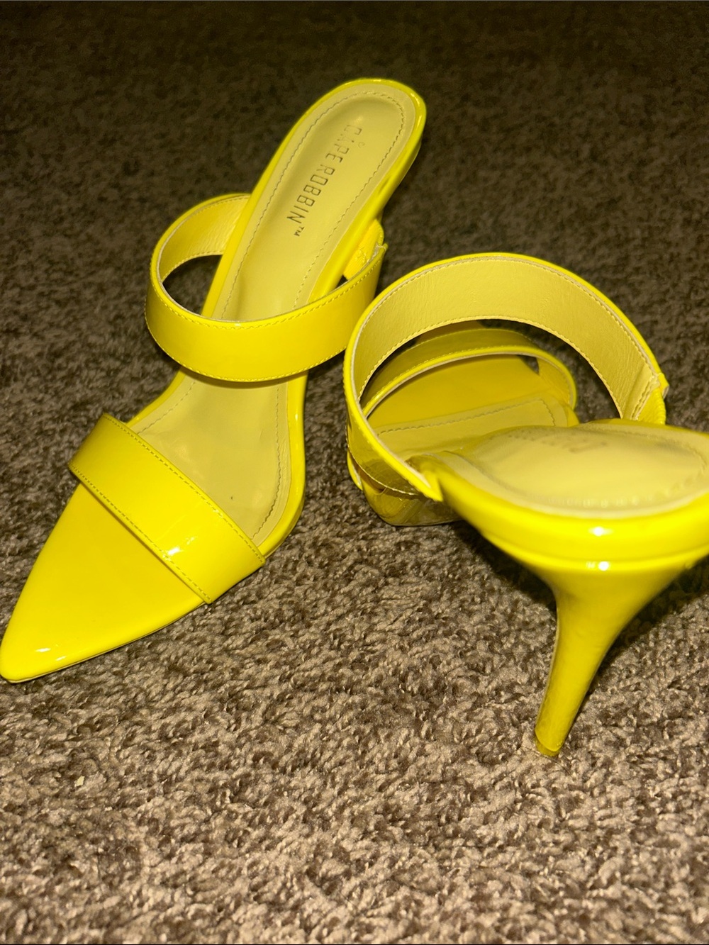 Cape Robbin Bright Yellow Patent Pointed-Toe Slide Mules - Picture 3 of 6